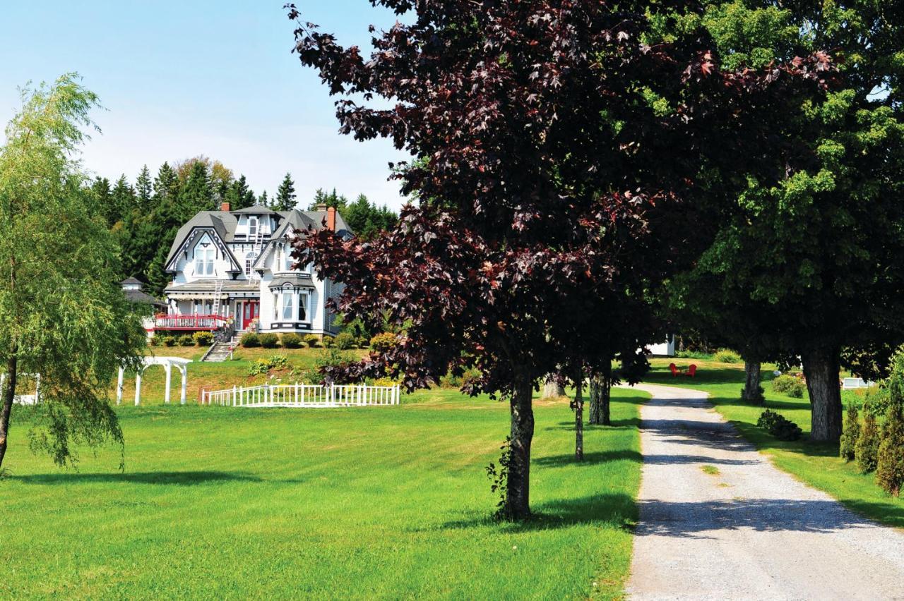 St. Martins Country Inn & Vaughan'S Restaurant Екстер'єр фото