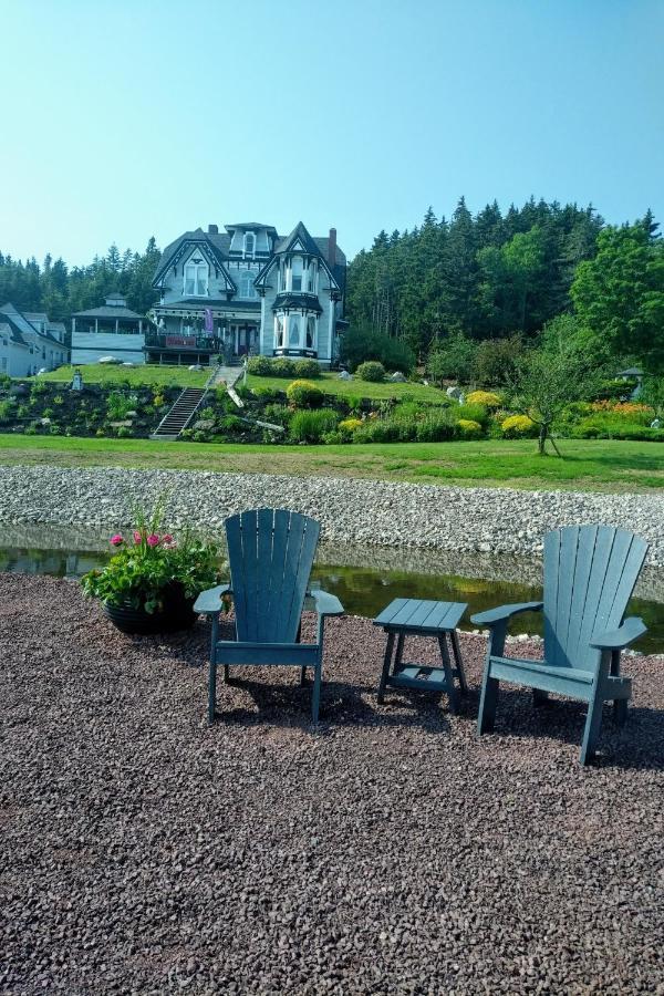 St. Martins Country Inn & Vaughan'S Restaurant Екстер'єр фото