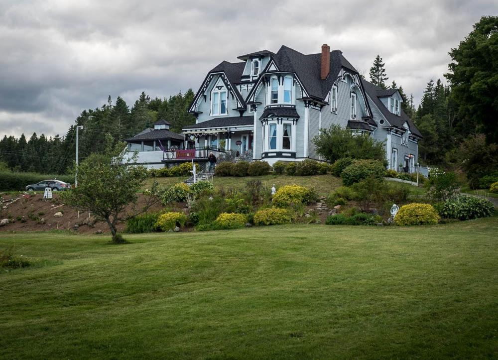 St. Martins Country Inn & Vaughan'S Restaurant Екстер'єр фото