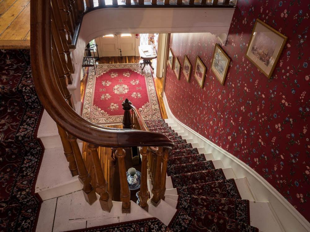 St. Martins Country Inn & Vaughan'S Restaurant Екстер'єр фото